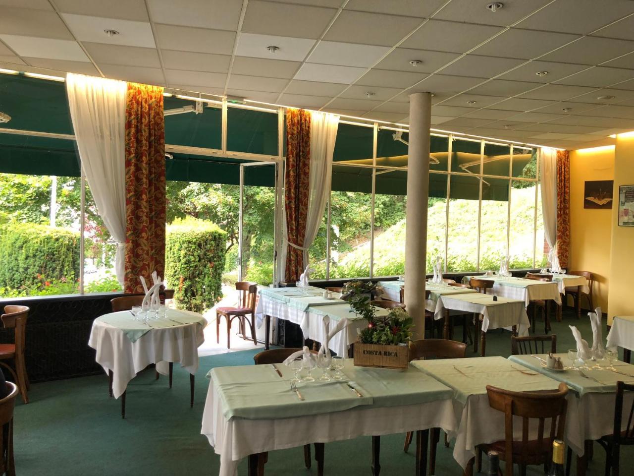 Logis Terrasse Hotel ลีซีเยอ ภายนอก รูปภาพ